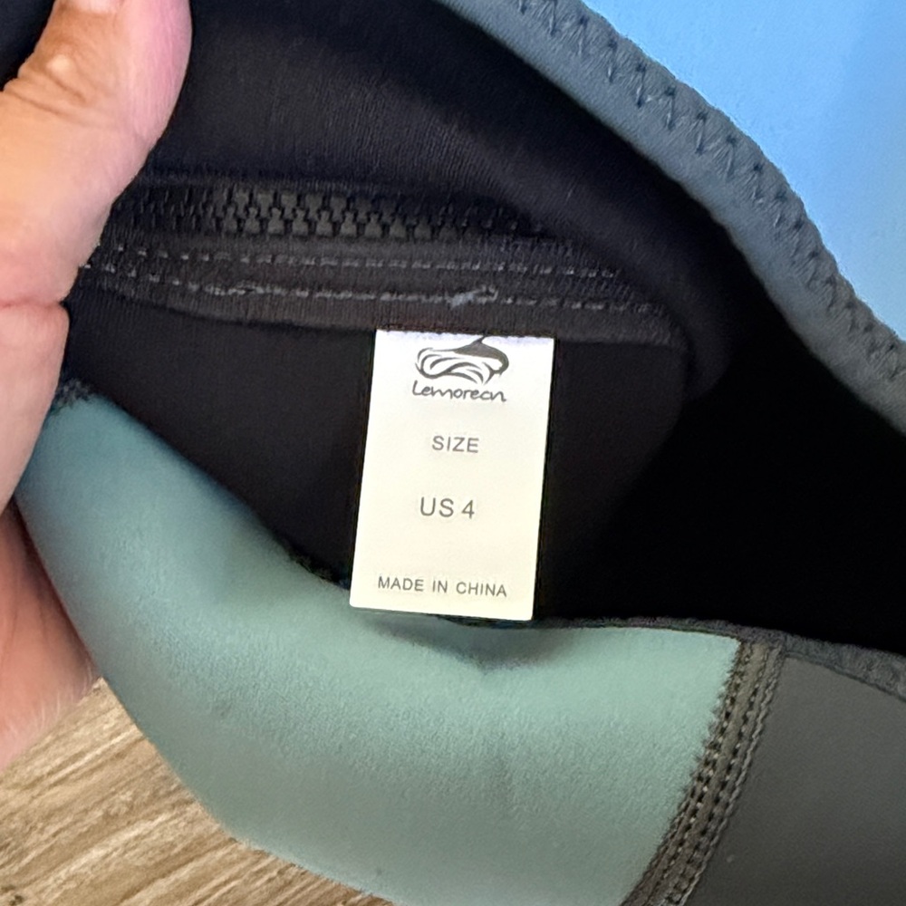 Lemorecn Neoprene Wetsuit Top Jacket Size: 4 - Picture 4 of 8